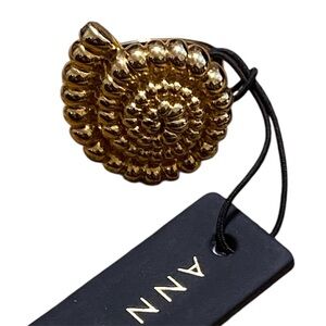 Ann Taylor~Ring (NWT!)